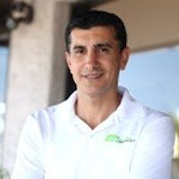 Sadir Hamad at Auto Market