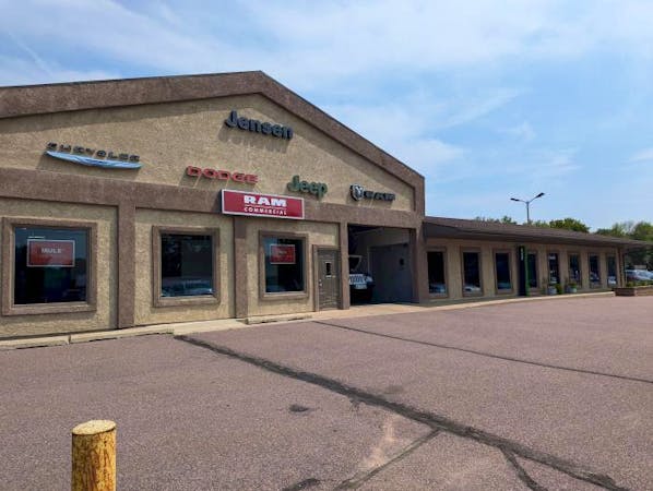 Jensen Chrysler Dodge Jeep RAM, New Ulm, MN, 56073
