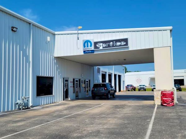 Toliver Chrysler Dodge Jeep Ram, Mineola, TX, 75773