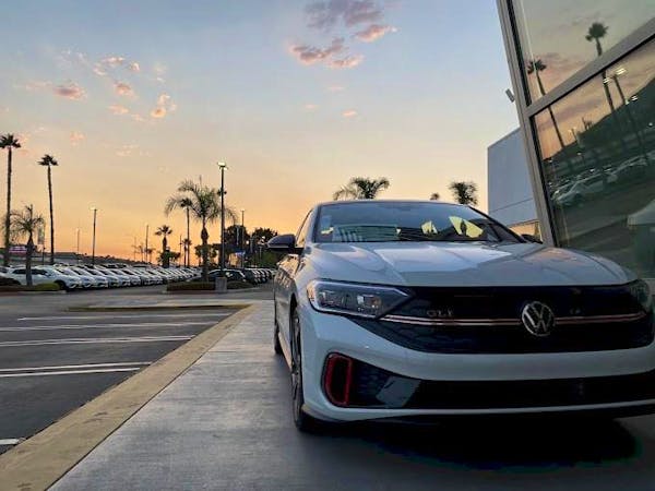 CardinaleWay Volkswagen, Corona, CA, 92882