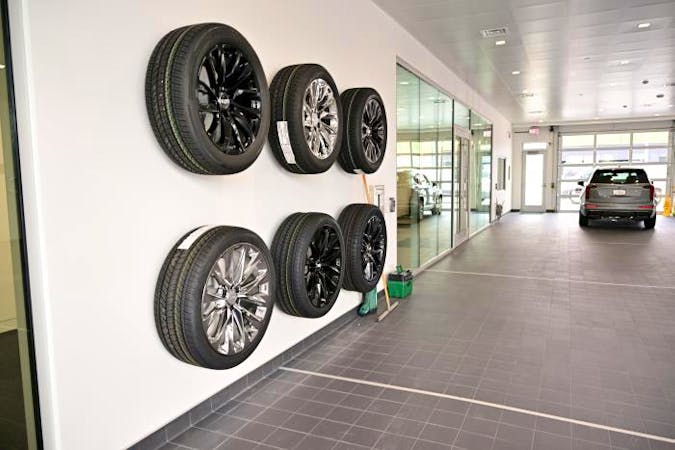 Woodhouse Cadillac of Omaha, Omaha, NE, 68118