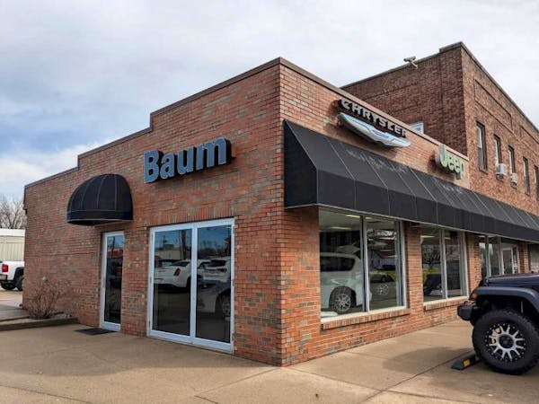 Baum Chrysler Jeep, Clinton, IL, 61727