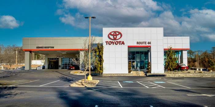 Route 44 Toyota, Raynham, MA, 02767