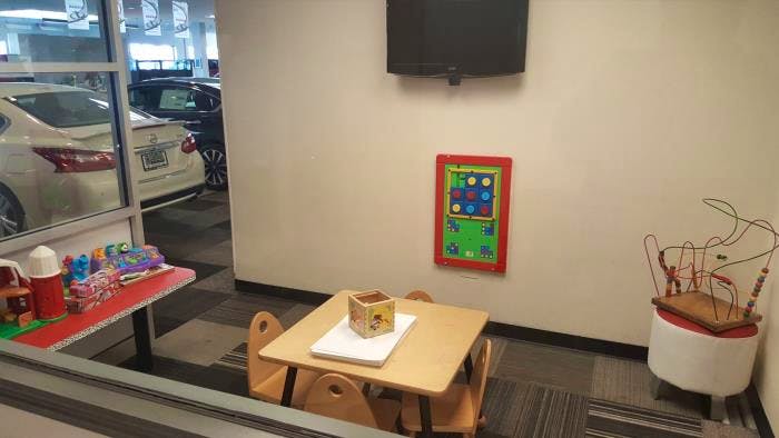 Star Nissan, Niles, IL, 60714