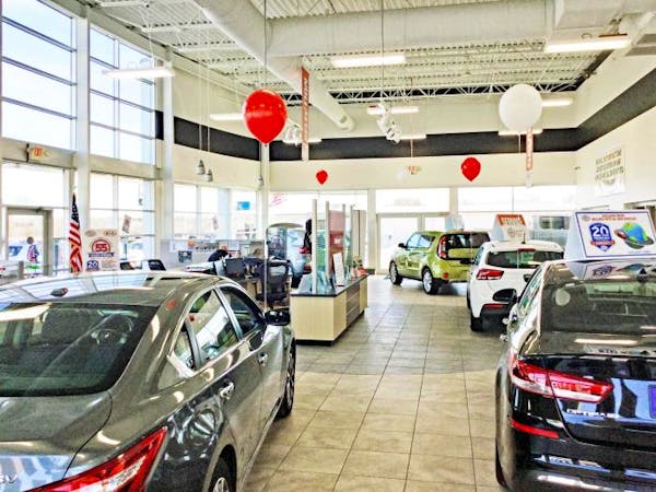 Ewald Kia of Oconomowoc, Oconomowoc, WI, 53066