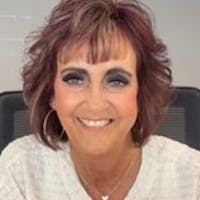 Lesa Grandon at Jim Norton T-Town Chevrolet