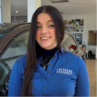 Lisa F at O'Steen Volvo Cars of Jacksonville