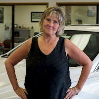 Denise Sikes at Pettus Ford Sainte Genevieve