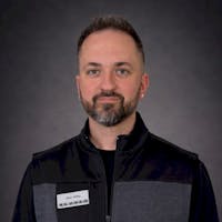 Daniel Killa at Klaben Ford Lincoln of Warren