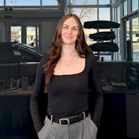 Madyson Farrell at Straightline Kia