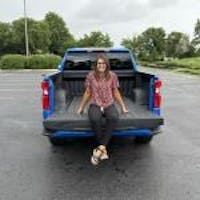 Lindsey Lilly at Mankato Motor Co.