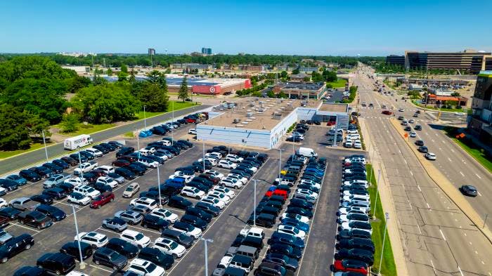 Bloomington Chrysler Jeep Dodge Ram, Bloomington, MN, 55431