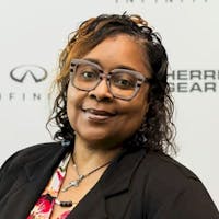Teresa Simon at Herrin-Gear INFINITI