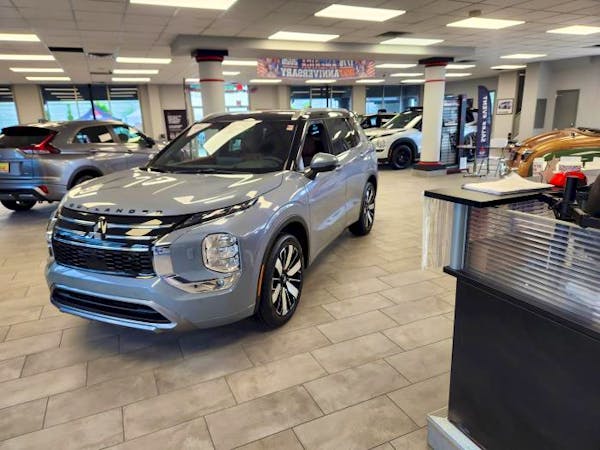 Tom Roush Mazda Mitsubishi, Westfield, IN, 46074