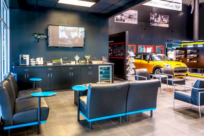 Knauz Ineos Grenadier of Lake Bluff, Lake Bluff, IL, 60044