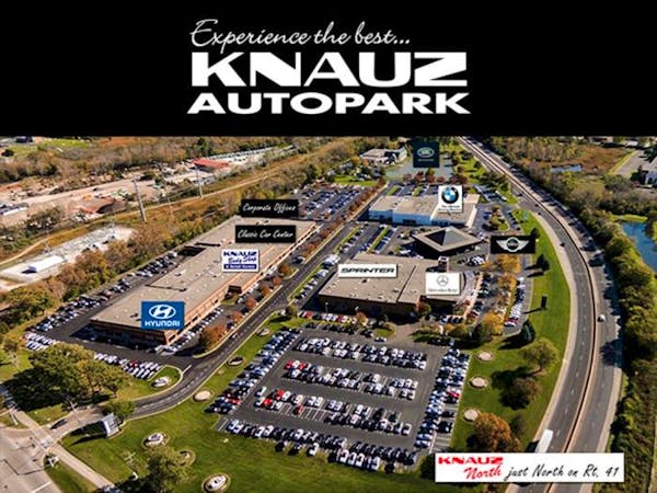 Knauz Ineos Grenadier of Lake Bluff, Lake Bluff, IL, 60044