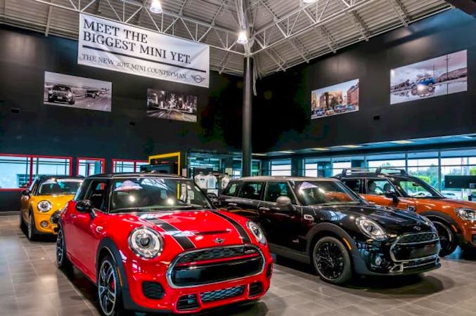 Knauz Ineos Grenadier of Lake Bluff, Lake Bluff, IL, 60044