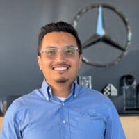 Andy Duong at Mercedes-Benz of Northlake