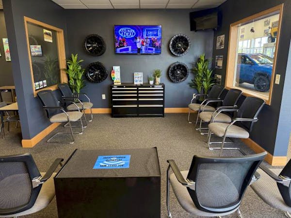 Albany Chrysler Dodge Jeep, Albany, MN, 56307