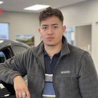 Photo of Oscar Ramos-Gonzalez, Sales Consultant