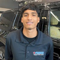 Photo of Roberto Alvarado, Sales
