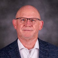 Steve Benton headshot