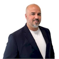 Ashur Merza at Land Rover Naperville