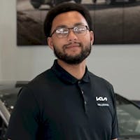Jayden Willis at Halleen Kia of Sandusky