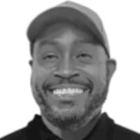 Photo of Eric Robinson, Sales Consultant