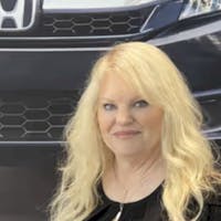 Photo of Lisa Ostrowski, Business Development Representative