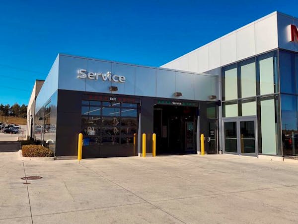 Woodhouse Place Nissan, Omaha, NE, 68138