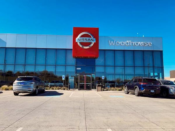 Woodhouse Place Nissan, Omaha, NE, 68138