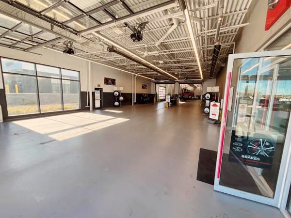 Woodhouse Place Nissan, Omaha, NE, 68138