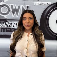 Cecia De La Fuente at Royal Moore Mazda