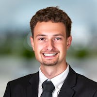 Devon Runyon headshot