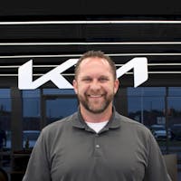 Bob Lackland at Oakes Kia of Olathe