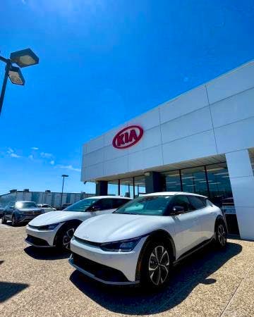 Oakes Olathe Kia, Olathe, KS, 66062