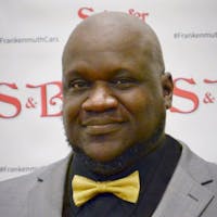 Carlton Simmons at Schaefer & Bierlein Chrysler