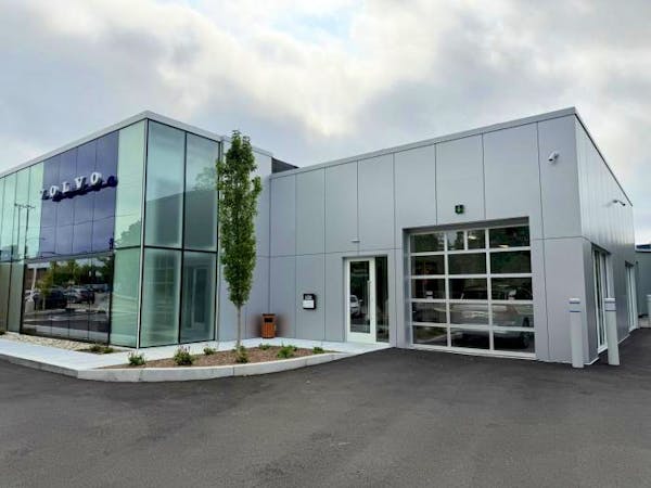 Steingold Volvo Cars, Pawtucket, RI, 02861