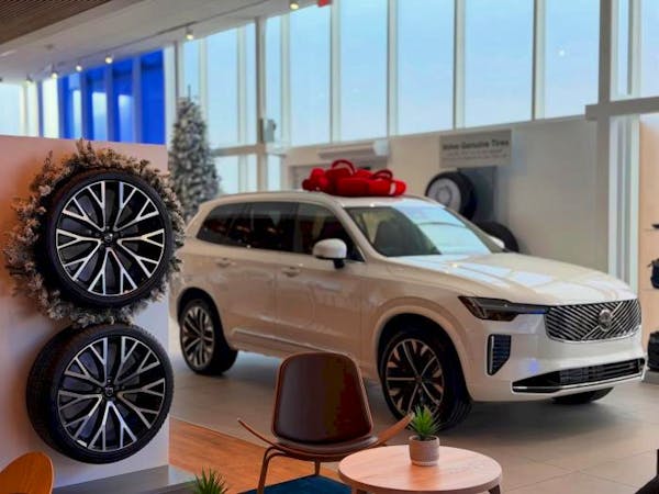 Steingold Volvo Cars, Pawtucket, RI, 02861