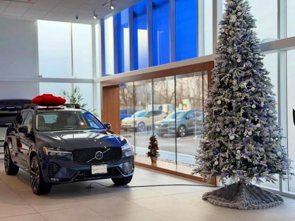 Steingold Volvo Cars, Pawtucket, RI, 02861