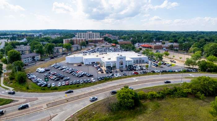 Walser Chrysler Jeep Dodge RAM, Hopkins, MN, 55343