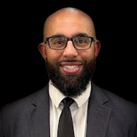 Alex Owens headshot