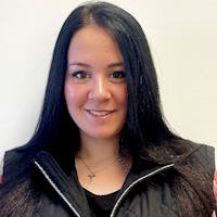 Leah Wright headshot