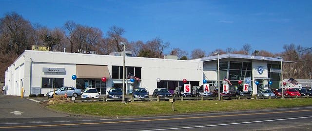Executive Volkswagen, North Haven, CT, 06473