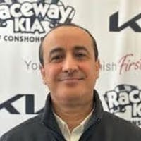Photo of Hassan Arouh, Sales Associate
