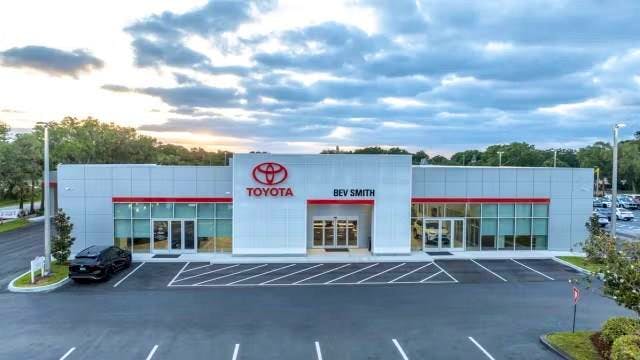 Bev Smith Toyota, Fort Pierce, FL, 34982