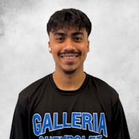 Roger Gurrola headshot