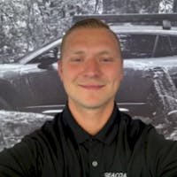 Photo of Austin Elliott, Sales Associate