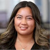 Stephanie Graybush headshot